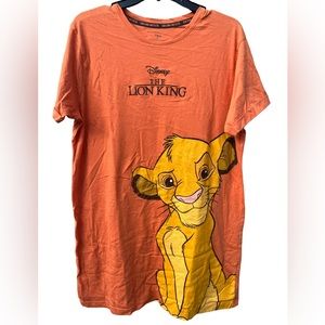 Disney The Lion King Graphic Simba Sleepwear with  Embroider Logo Orange Size M.
